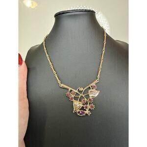 Vintage Goldtone Bar Link & Purple & Clear Rhinestone Flowers Pendant Necklace